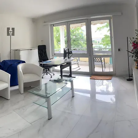 Wohlfuehloase Am Rhein Und Direktes Tram Nach Basel Appartement Weil am Rhein